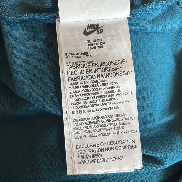 Nike Long Sleeve Layered T Shirt Skateboarding Graphic Tee NWT Size XL - Picture 7 of 8